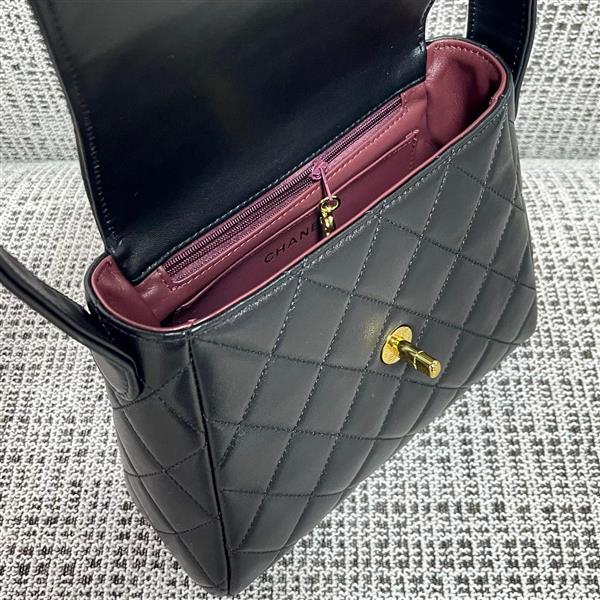 2026127215023859 890